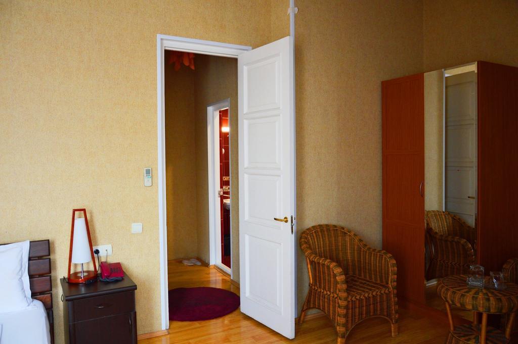 Argo Palace Tiflis Habitación foto